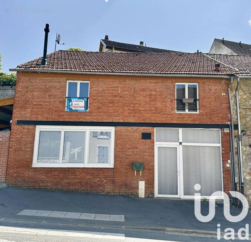 Photo 1 - Maison à OULCHY-LE-CHATEAU