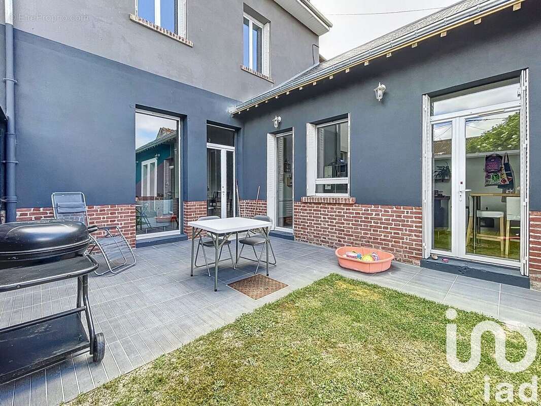 Photo 2 - Maison à NEUFCHATEL-SUR-AISNE