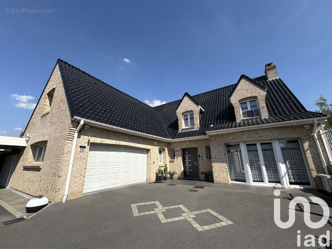 Photo 2 - Maison à BETHUNE