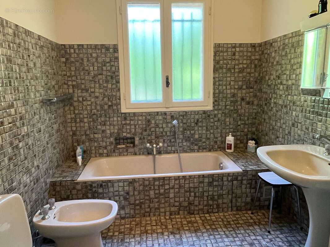 Maison à SAINT-VALLIER-DE-THIEY