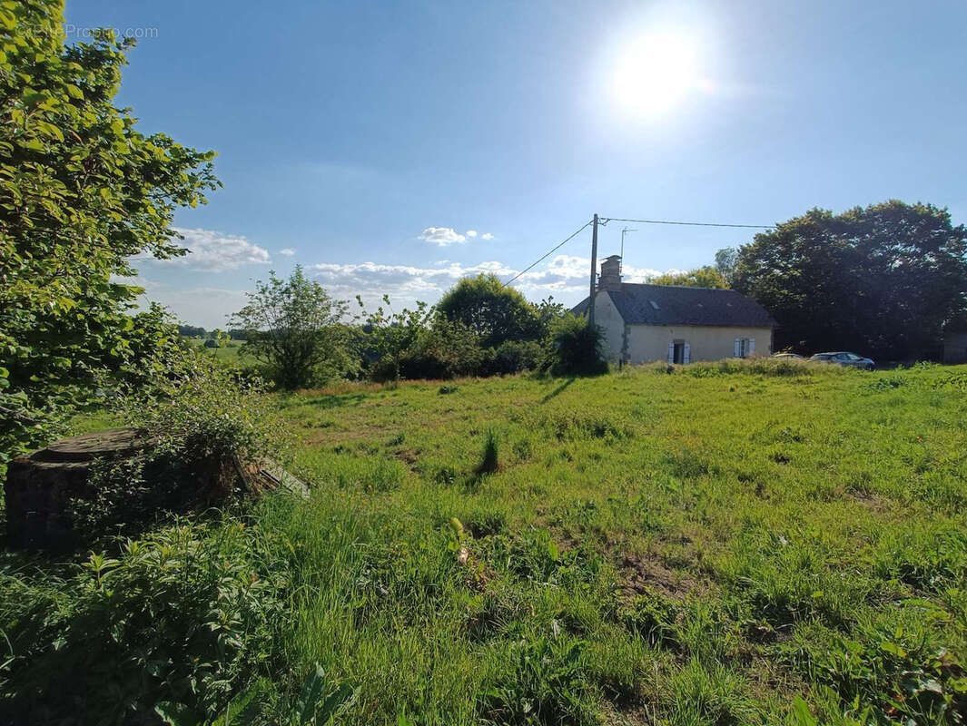Maison à SAINT-JULIEN-AUX-BOIS