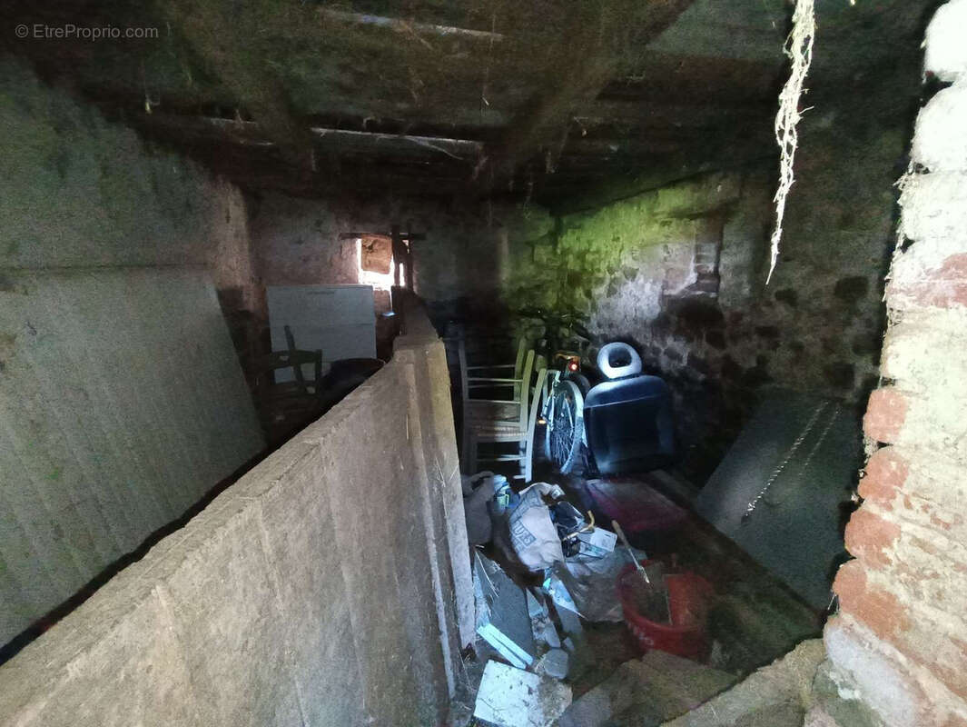 Maison à SAINT-JULIEN-AUX-BOIS