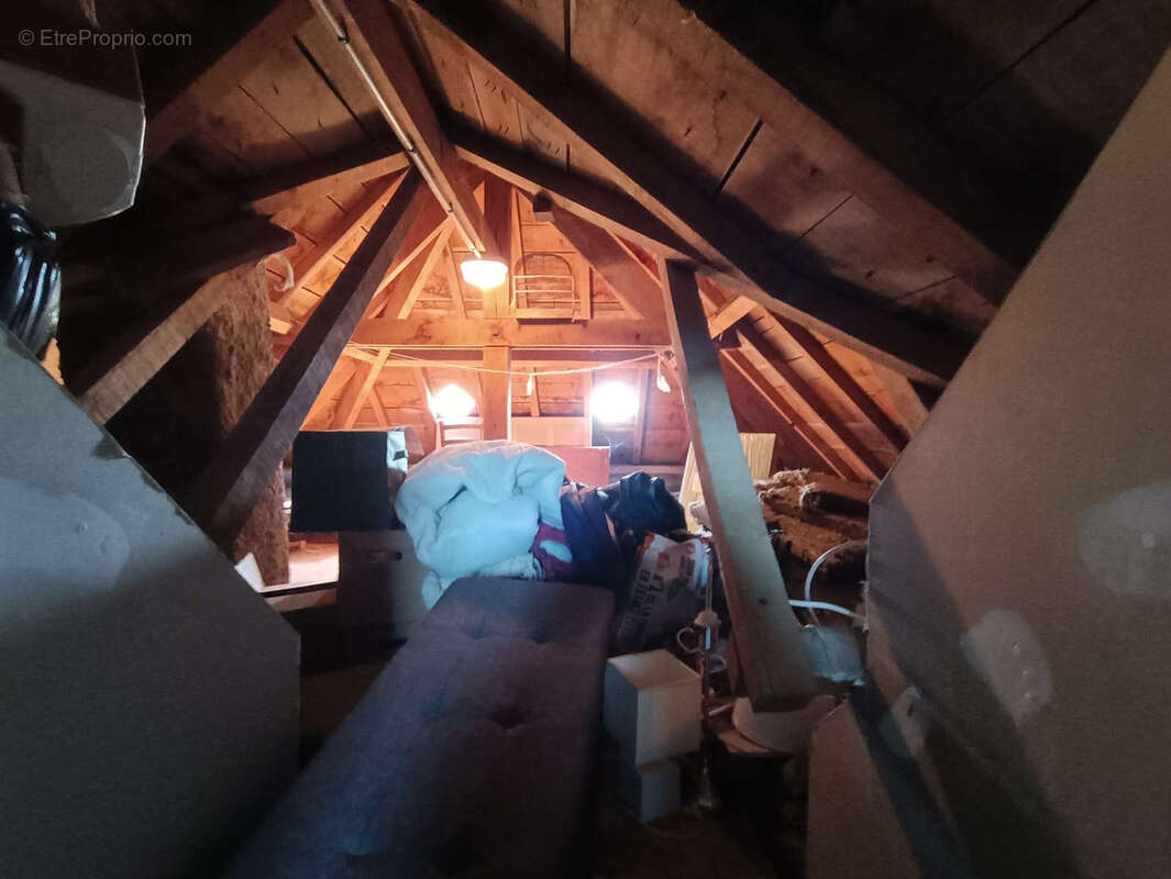 Maison à SAINT-JULIEN-AUX-BOIS