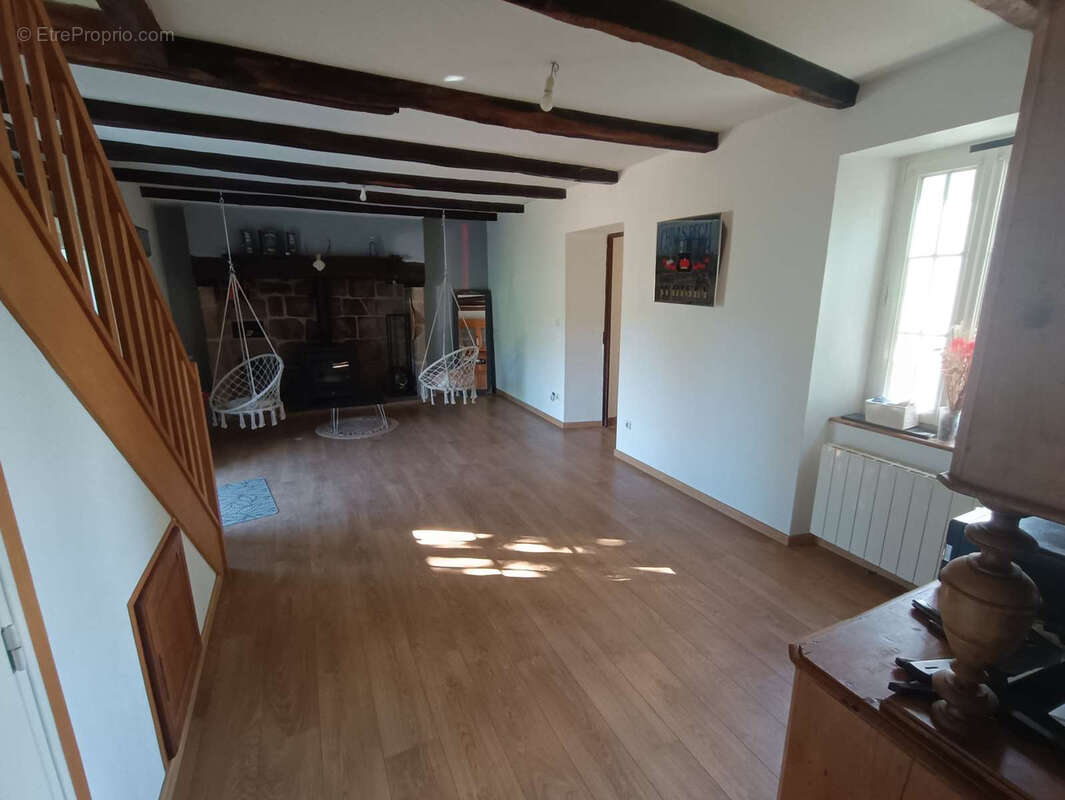 Maison à SAINT-JULIEN-AUX-BOIS