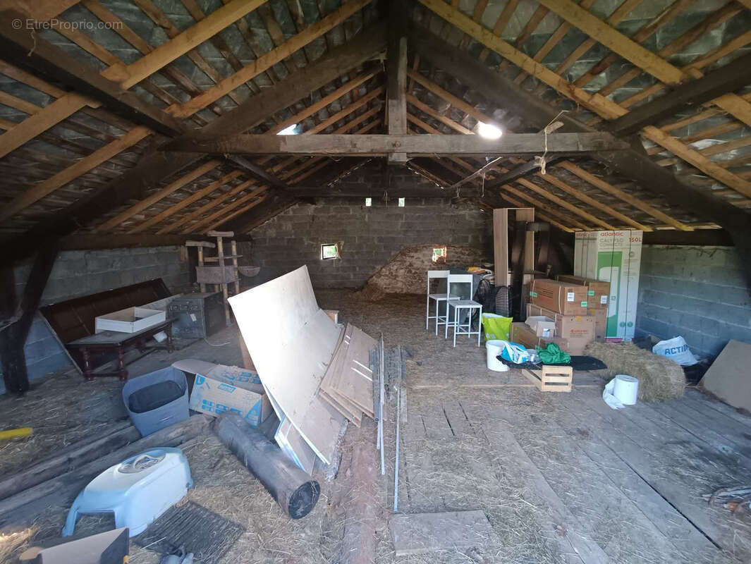 Maison à SAINT-JULIEN-AUX-BOIS