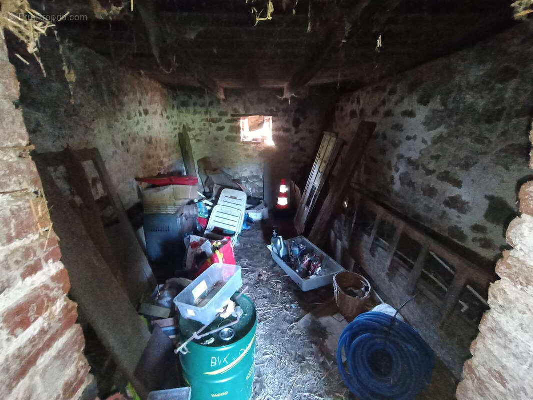 Maison à SAINT-JULIEN-AUX-BOIS