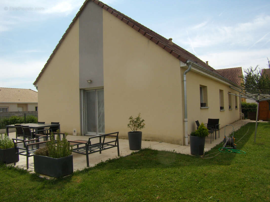 Maison à SAINT-LOUP-DE-VARENNES