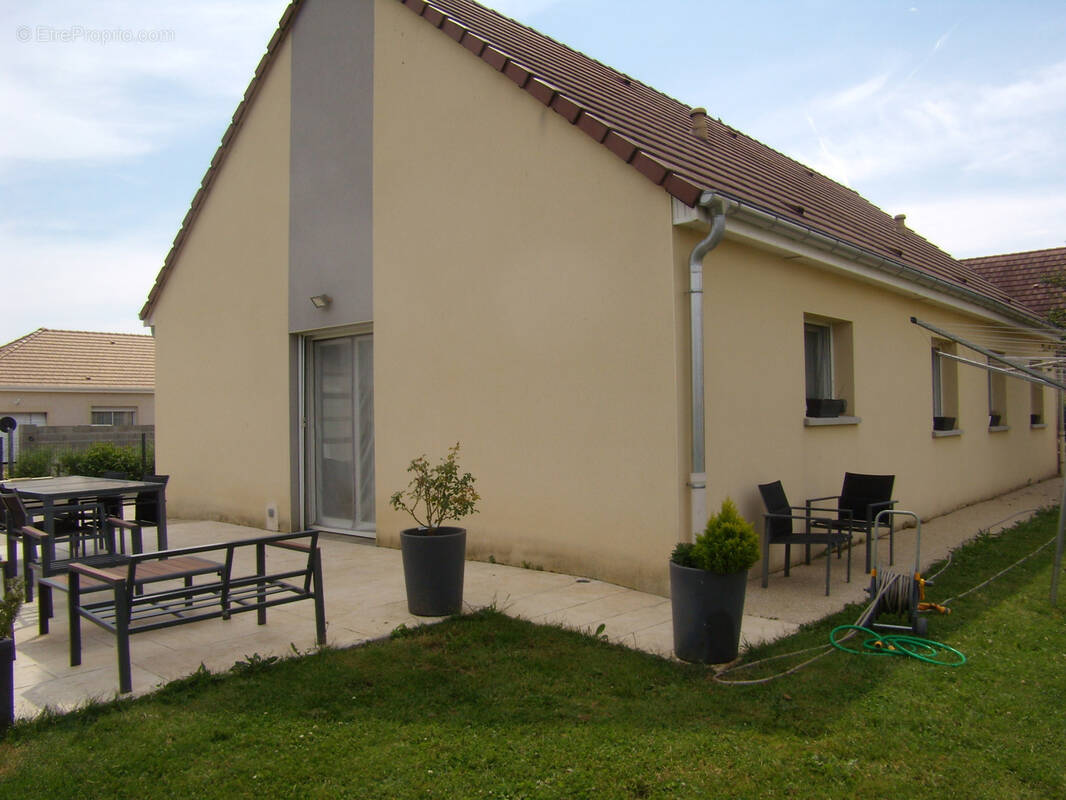 Maison à SAINT-LOUP-DE-VARENNES