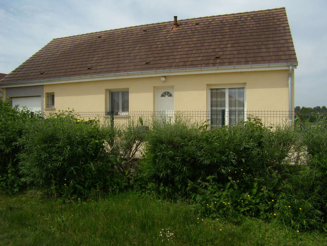 Maison à SAINT-LOUP-DE-VARENNES