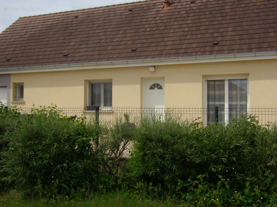 Maison à SAINT-LOUP-DE-VARENNES