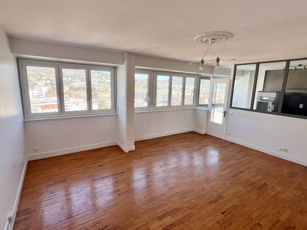 Appartement à CHAMALIERES