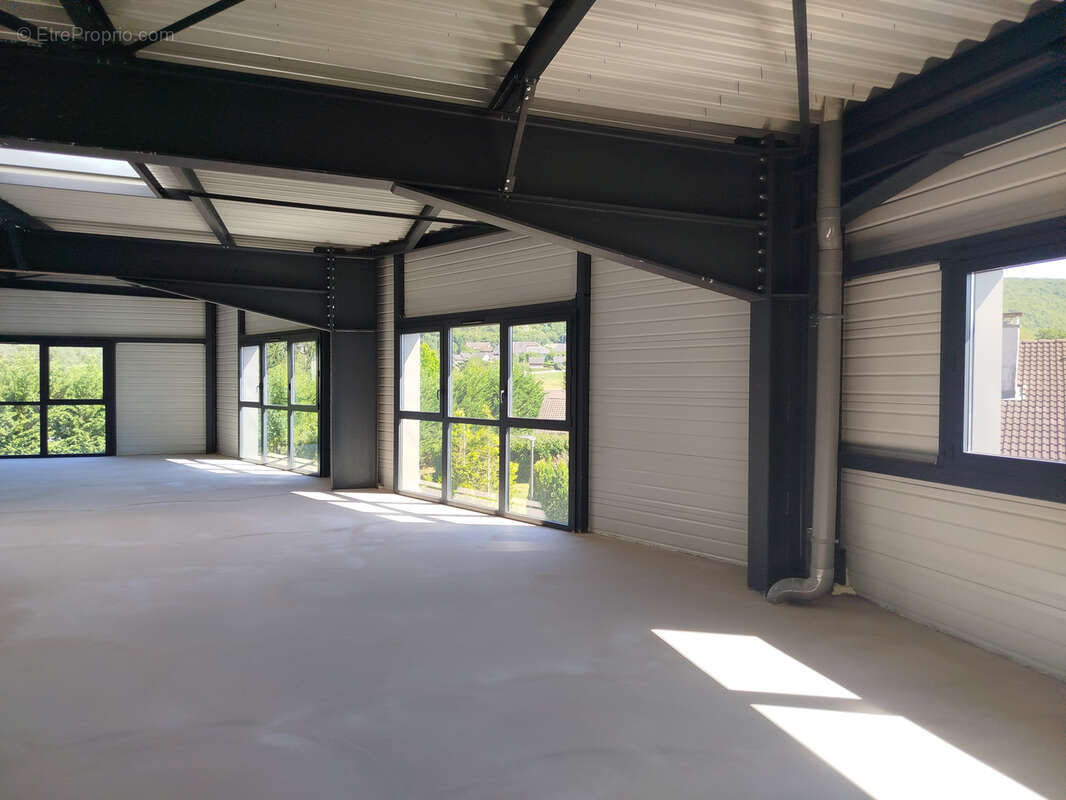 Commerce à SILLINGY