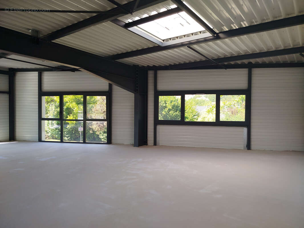 Commerce à SILLINGY