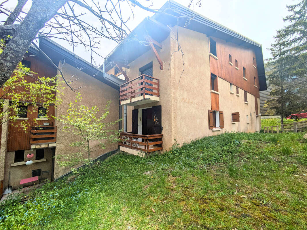 Appartement à SAINT-MICHEL-DE-CHAILLOL