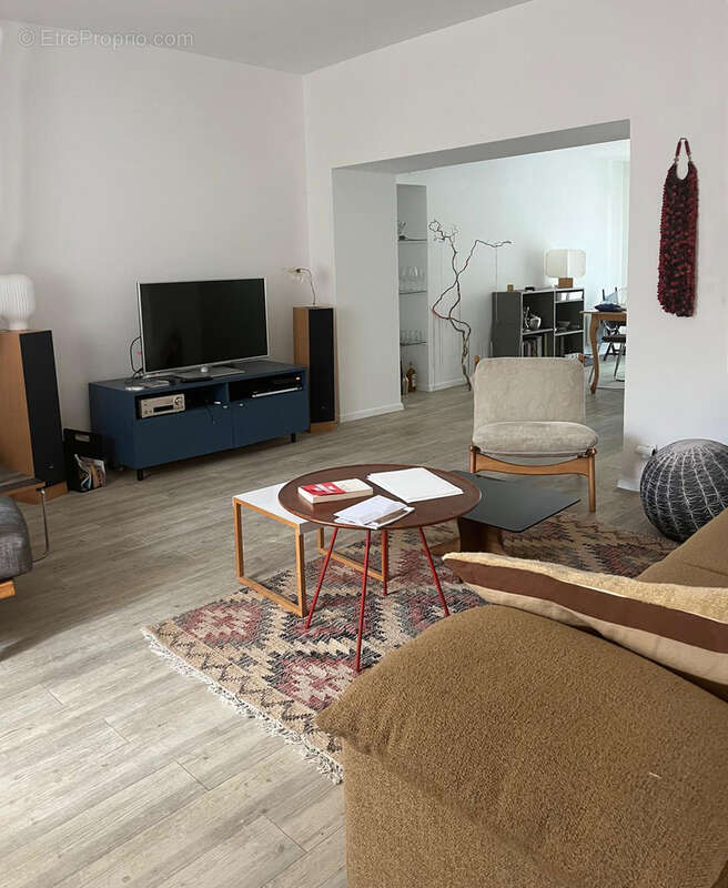 Maison à CADEROUSSE