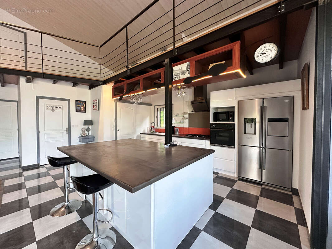 Maison à SAINT-POURCAIN-SUR-SIOULE