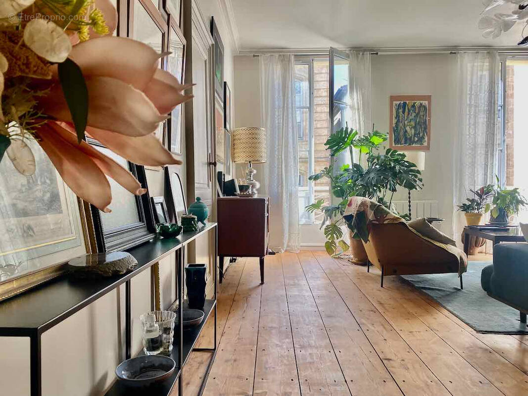 Appartement à BORDEAUX