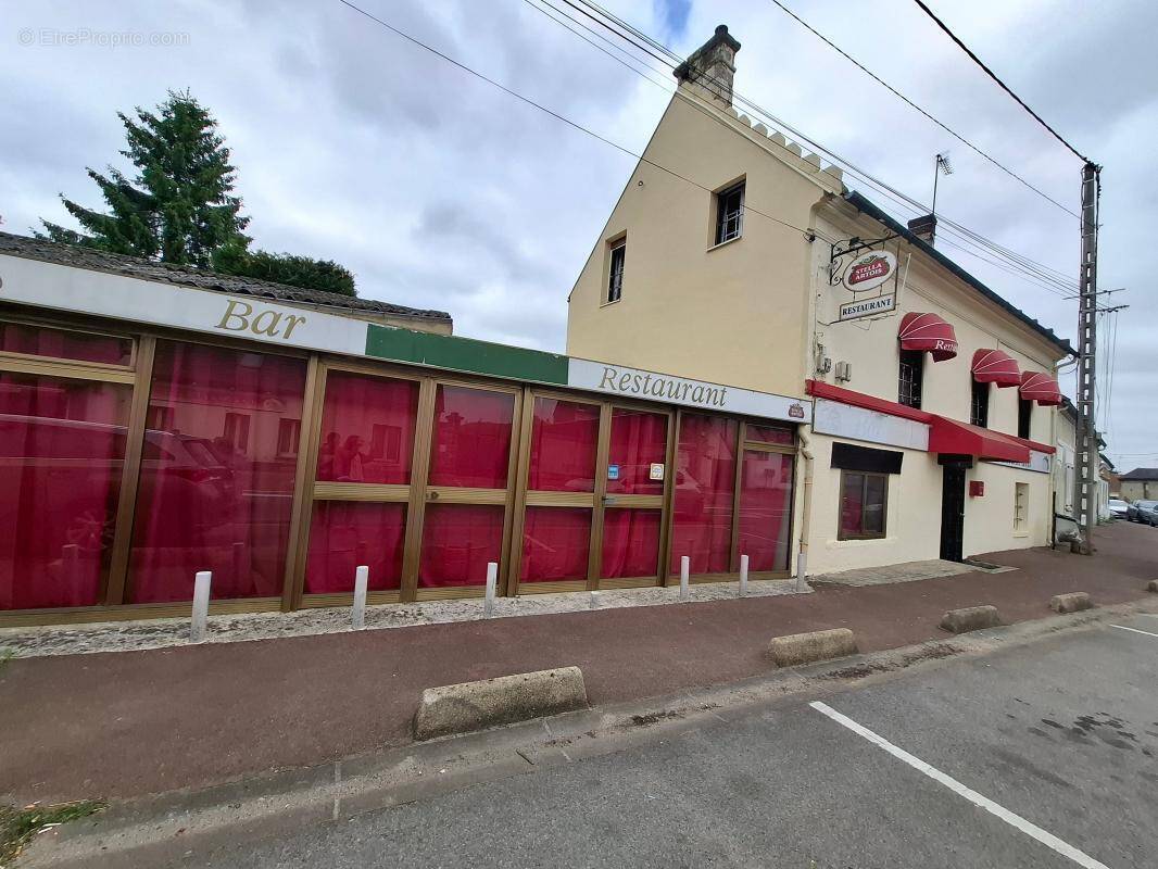 Maison à CUISE-LA-MOTTE