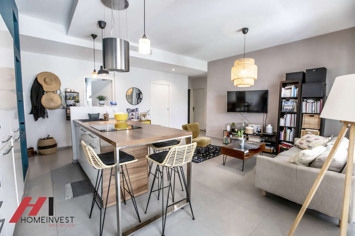 Appartement à MARSEILLE-11E