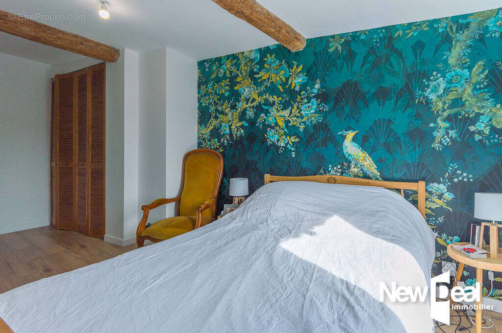 Maison à BAGNOLS-EN-FORET