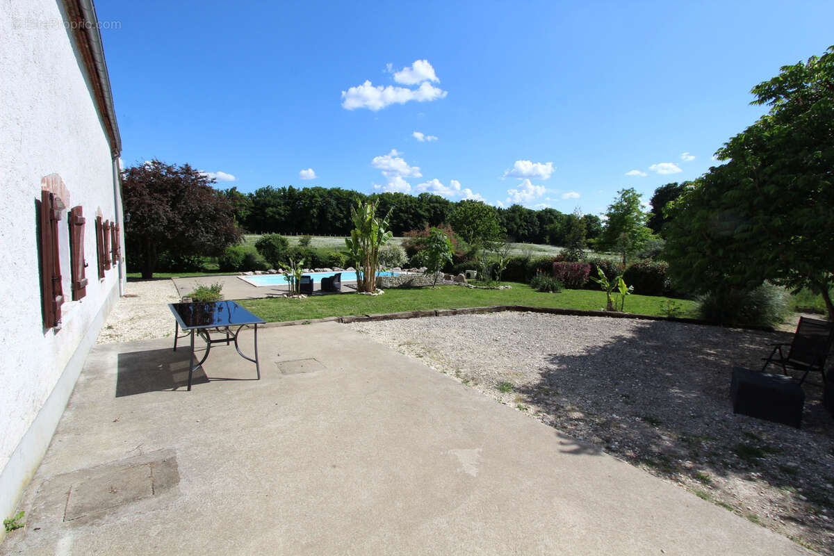 Maison à JUSSY-LE-CHAUDRIER