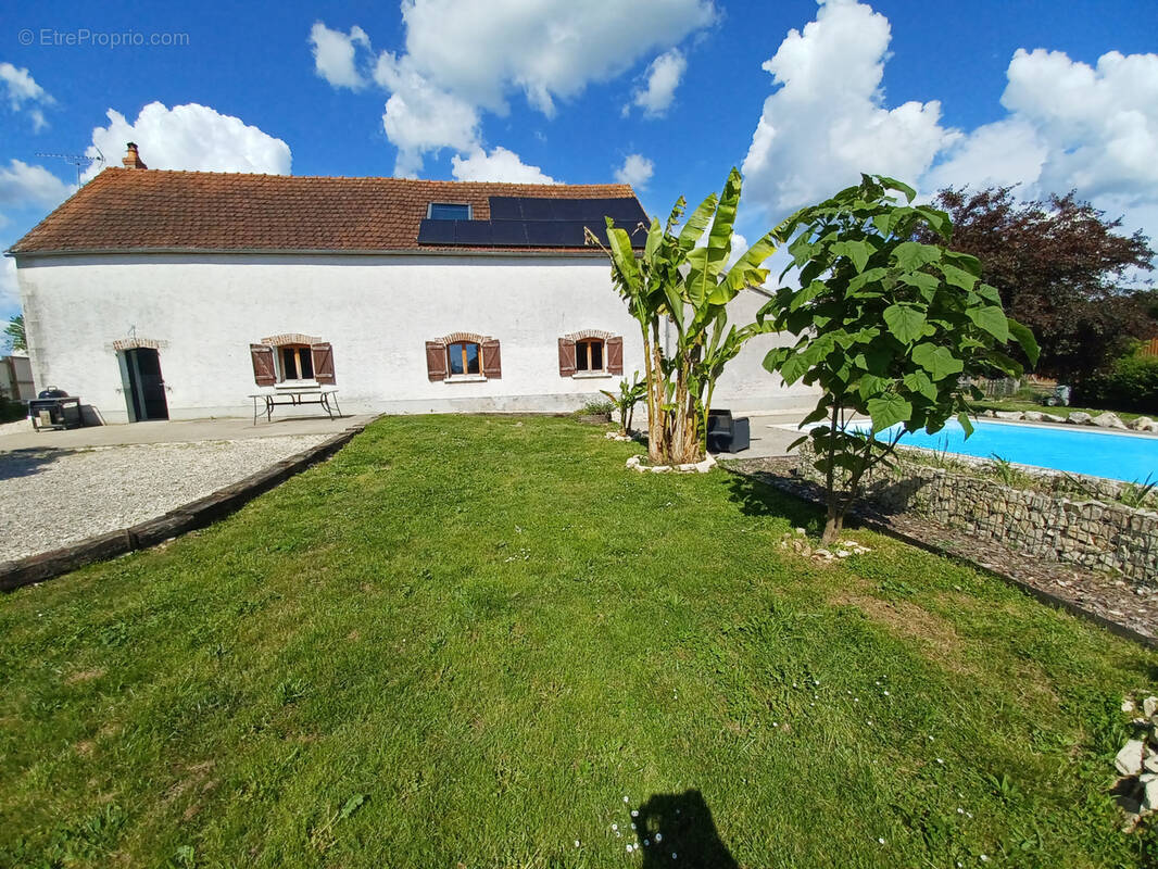 Maison à JUSSY-LE-CHAUDRIER