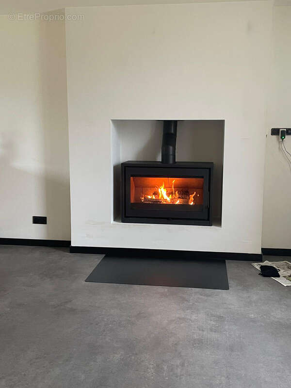 Maison à JUSSY-LE-CHAUDRIER