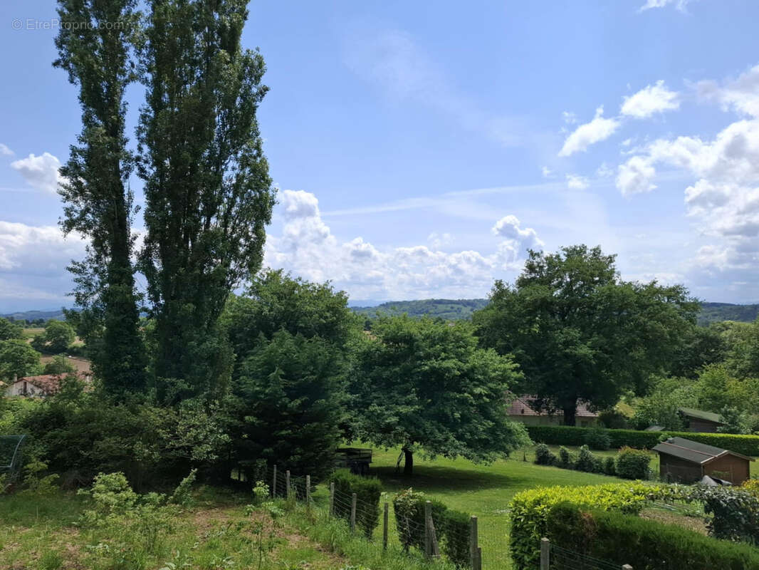 Maison à ATHOS-ASPIS