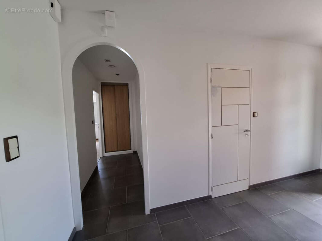 Maison à ATHOS-ASPIS