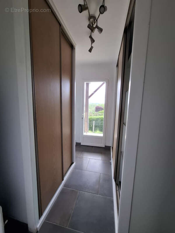 Maison à ATHOS-ASPIS