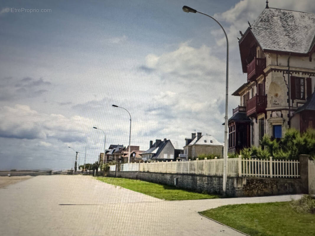 Appartement à LION-SUR-MER