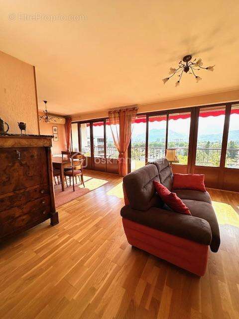 Appartement à ECHIROLLES