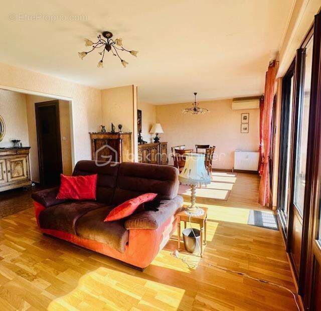 Appartement à ECHIROLLES