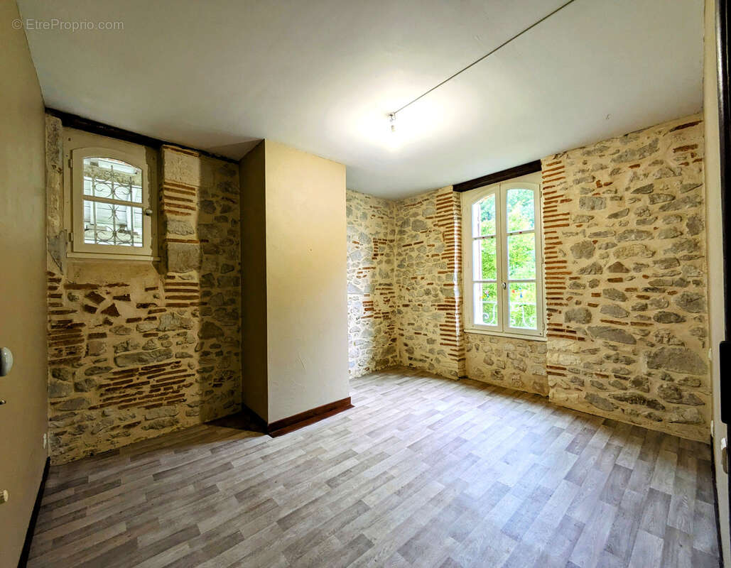 Maison à VILLENEUVE-SUR-LOT