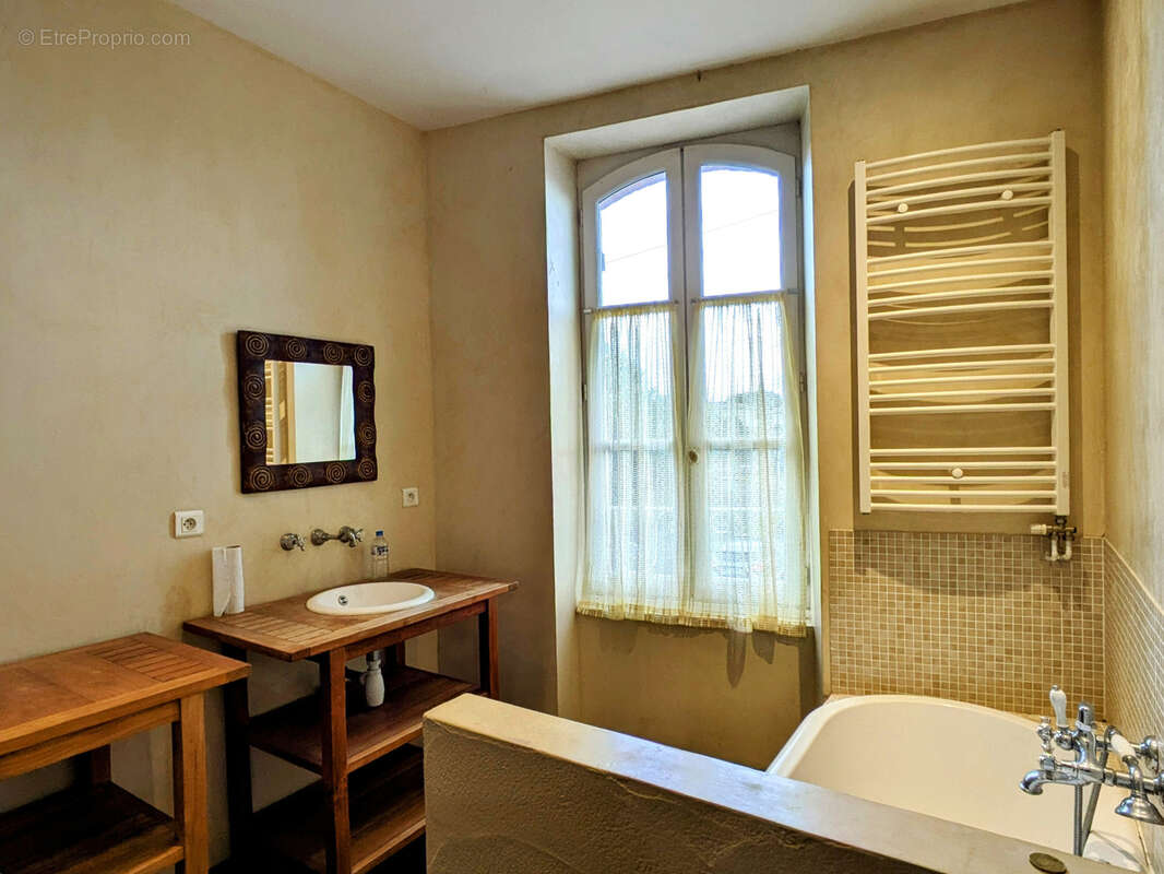 Maison à VILLENEUVE-SUR-LOT