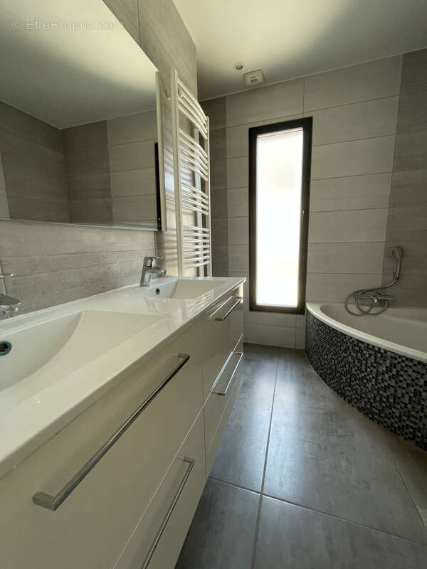 Maison à SAINT-JUST