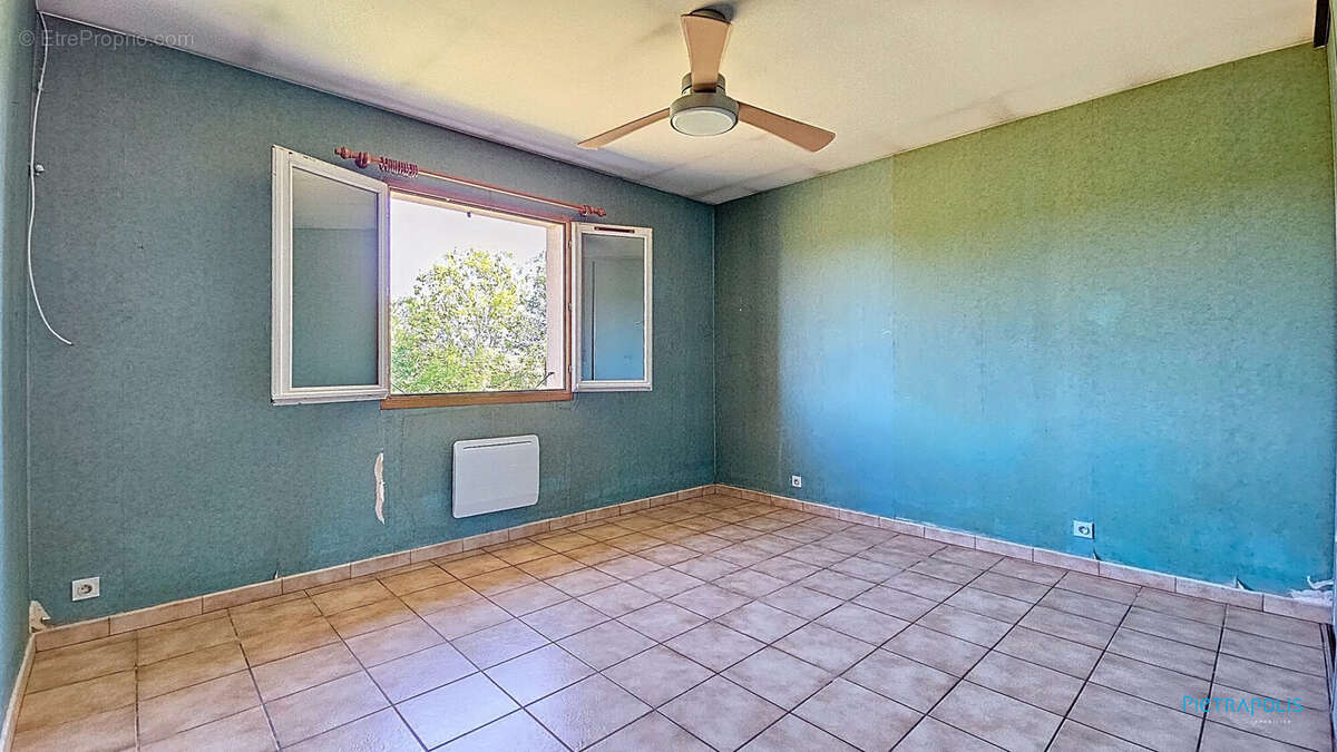 Maison à EYZIN-PINET