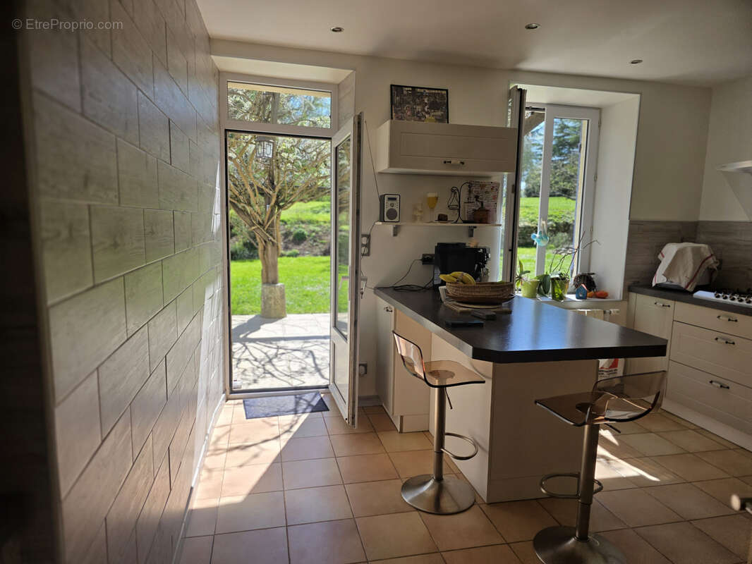 Maison à SAINT-DENIS-DE-PALIN