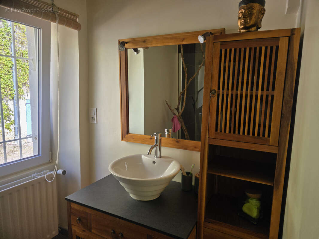 Maison à SAINT-DENIS-DE-PALIN