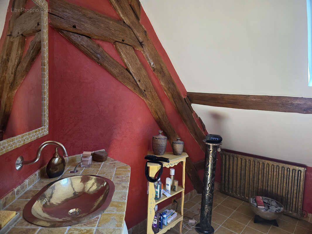 Maison à SAINT-DENIS-DE-PALIN