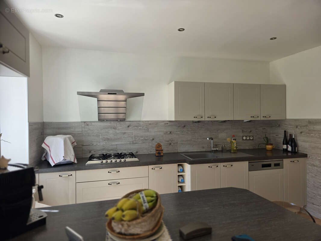 Maison à SAINT-DENIS-DE-PALIN