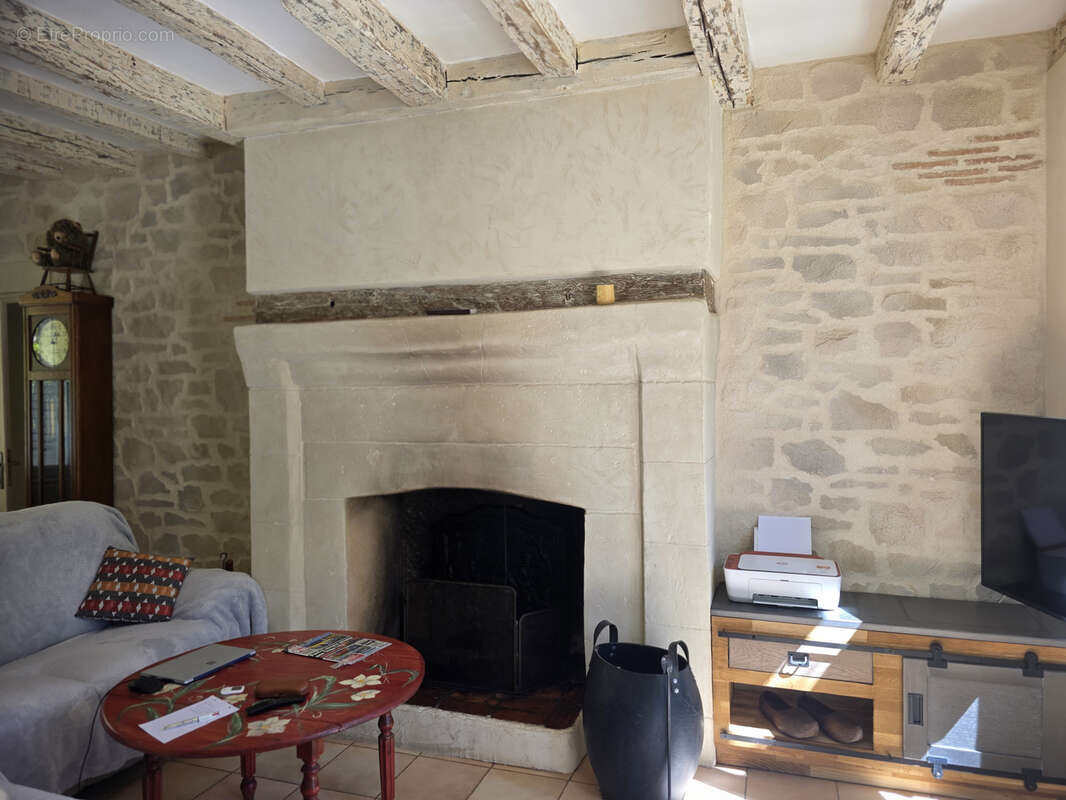 Maison à SAINT-DENIS-DE-PALIN