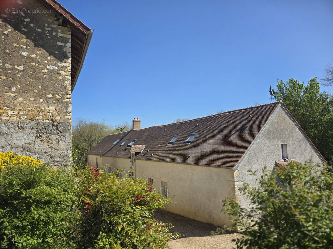 Maison à SAINT-DENIS-DE-PALIN