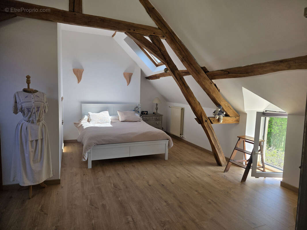 Maison à SAINT-DENIS-DE-PALIN