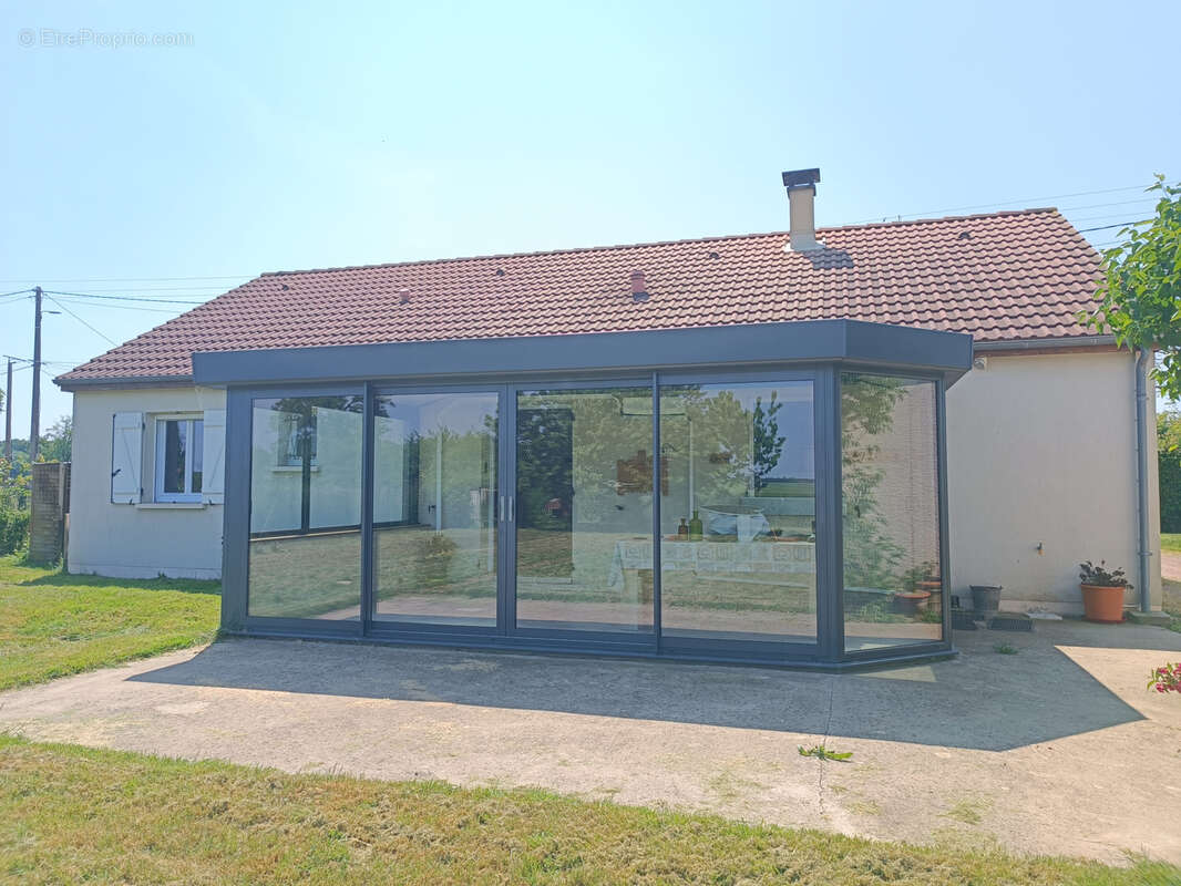 Maison à SAINT-MARTIN-DES-CHAMPS