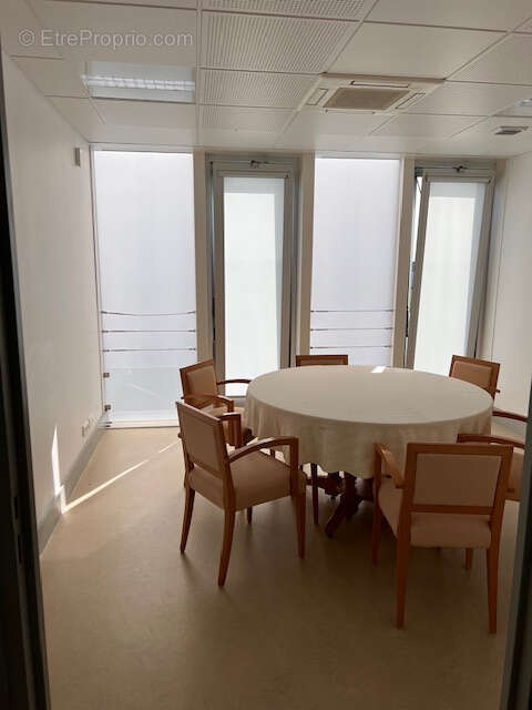 Commerce à TORVILLIERS