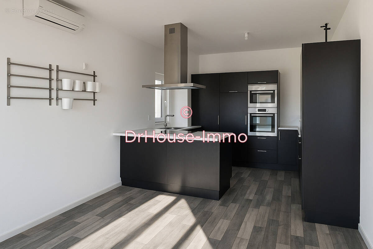 Maison à SAINT-VICTORET