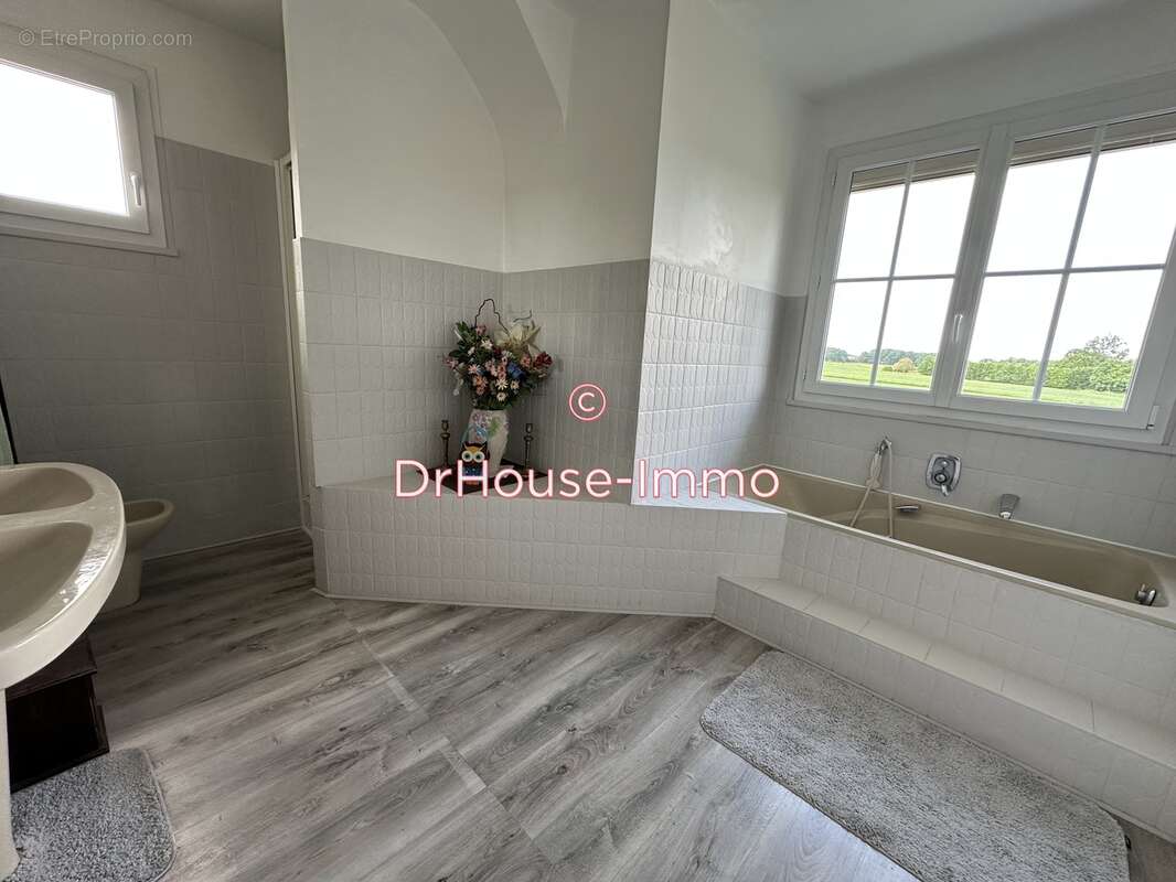 Maison à FLINS-NEUVE-EGLISE