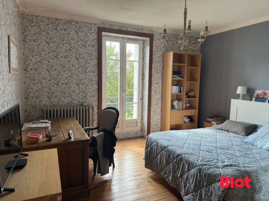 Maison à PLOUER-SUR-RANCE