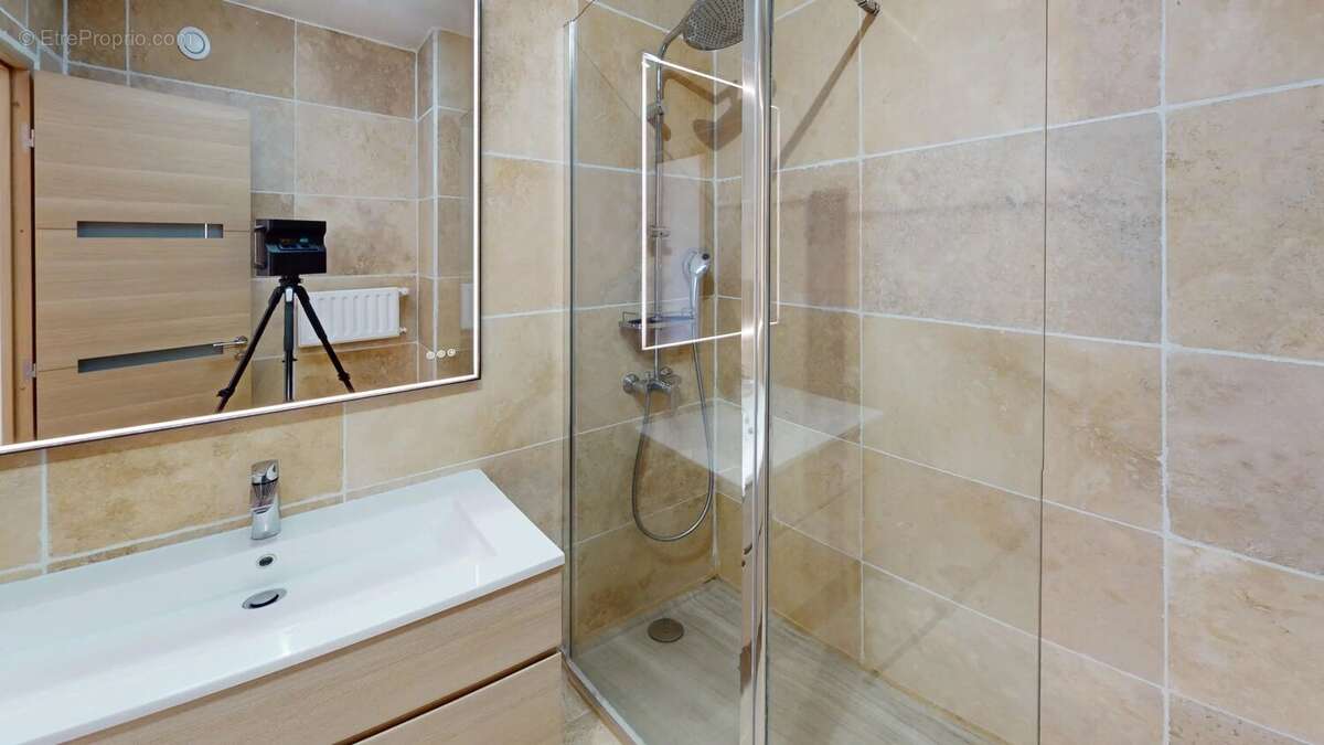 Appartement à MANDELIEU-LA-NAPOULE